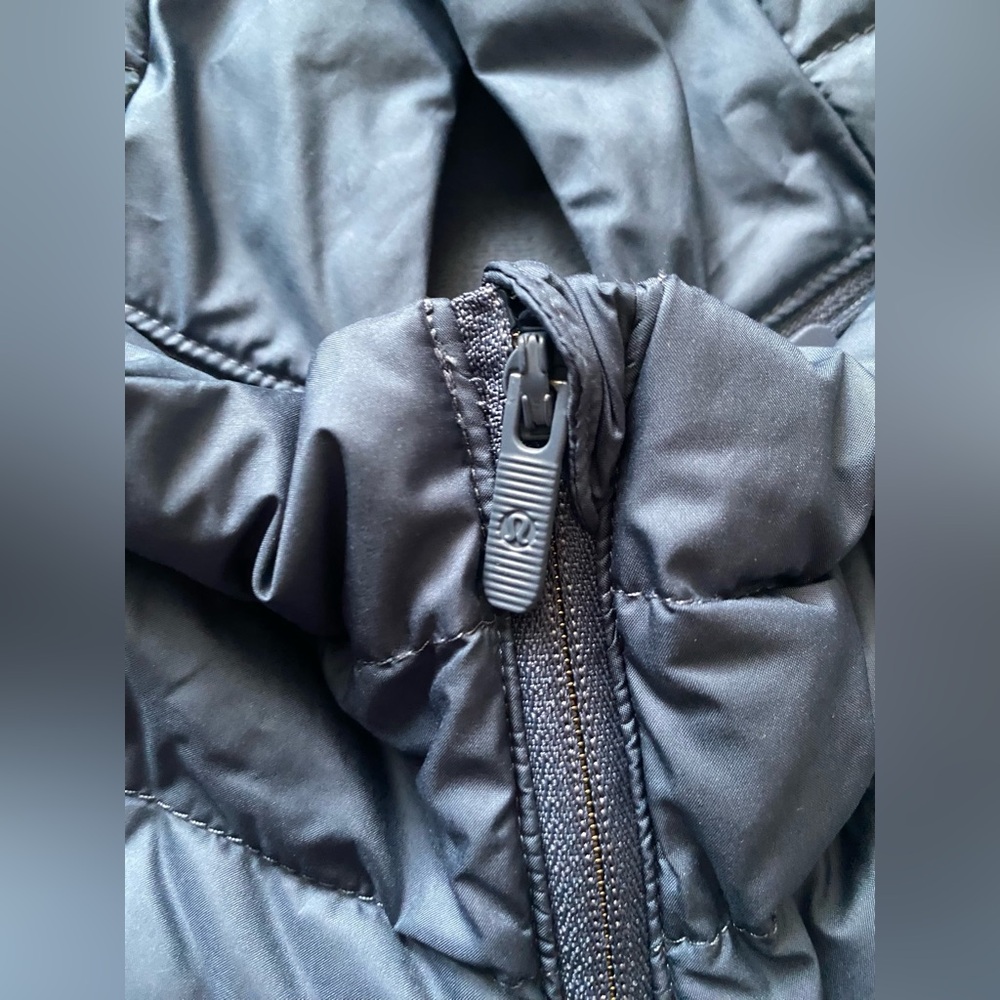 Lululemon Pack It Down Jacket In Code Blue - image 4